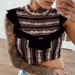 For love and lemons crop top